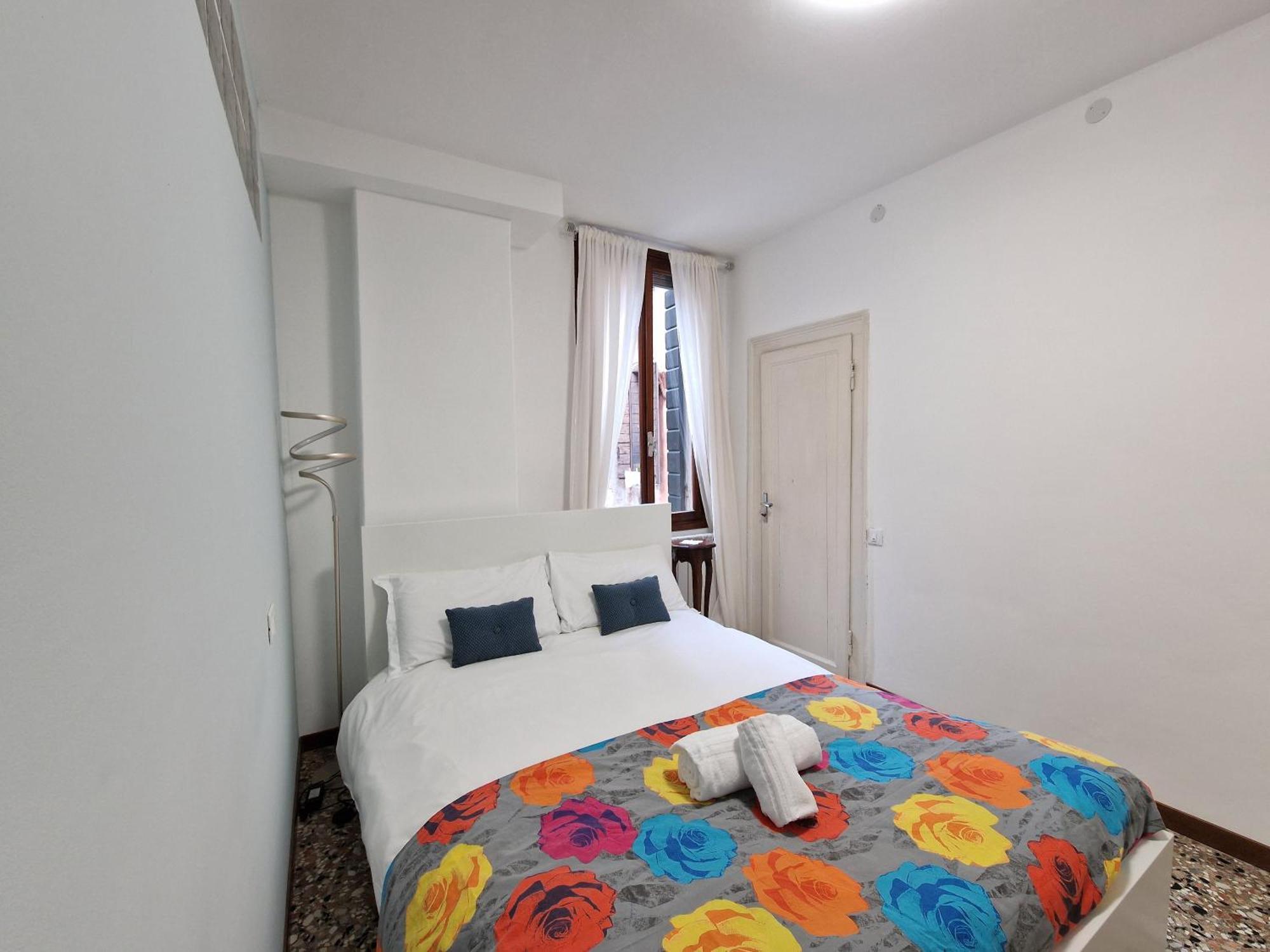Veneziacentopercento La Forcola Apartment, Next To Rialto Bridge Exteriér fotografie
