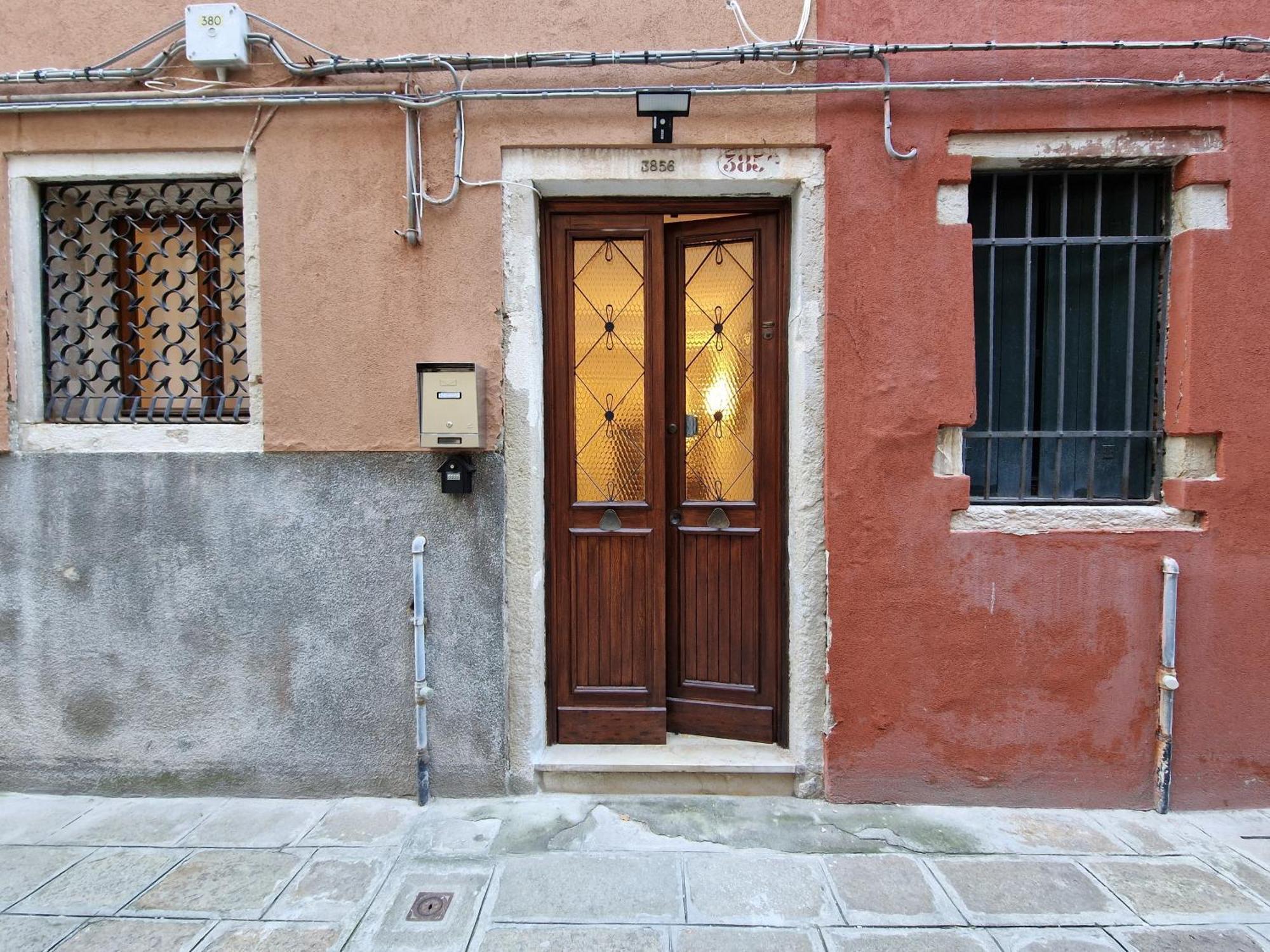 Veneziacentopercento La Forcola Apartment, Next To Rialto Bridge Exteriér fotografie