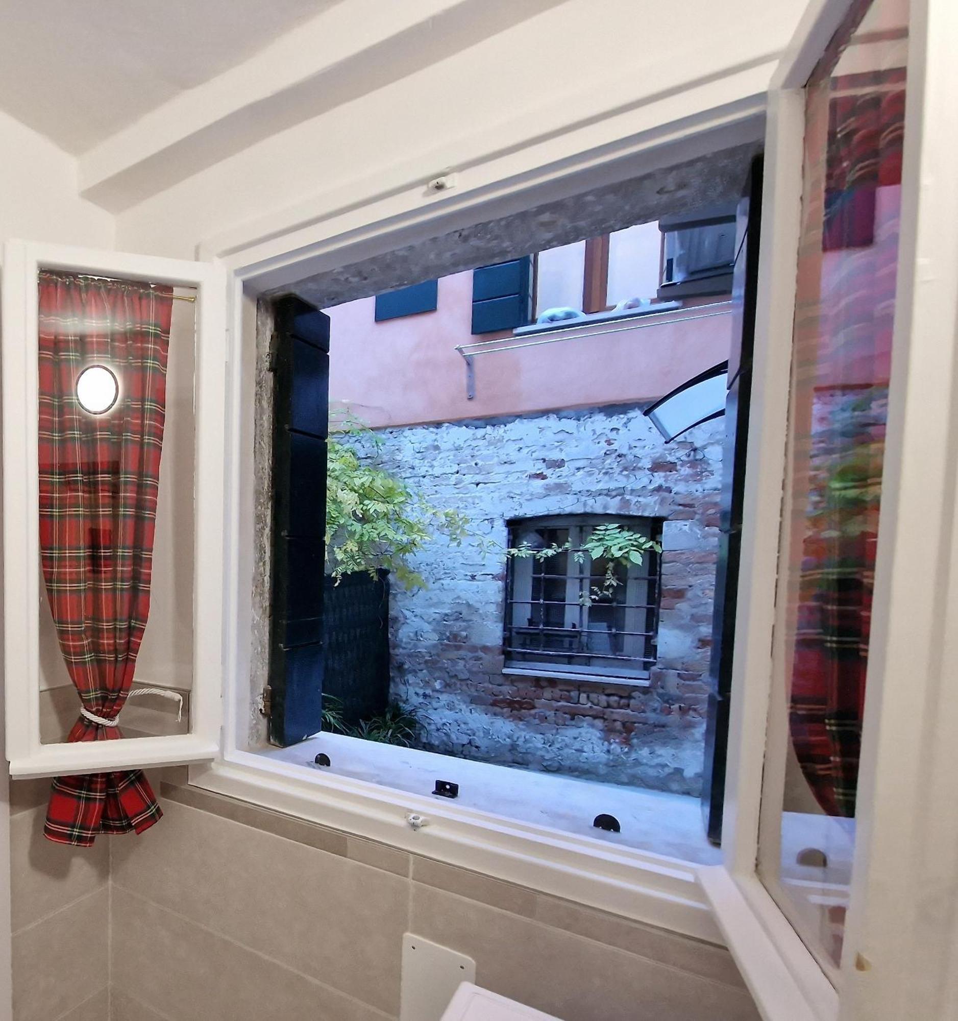 Veneziacentopercento La Forcola Apartment, Next To Rialto Bridge Exteriér fotografie